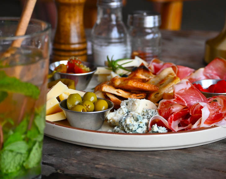 shutterstock_2409891371